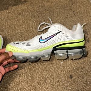Air Vapormax 360 Summit White Ghost Green used size 12